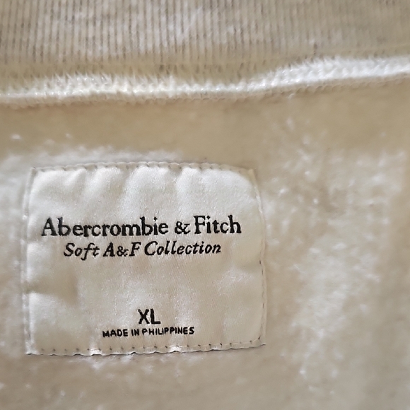 Abercrombie & Fitch Light Gray Sweatshirt - Picture 3 of 3